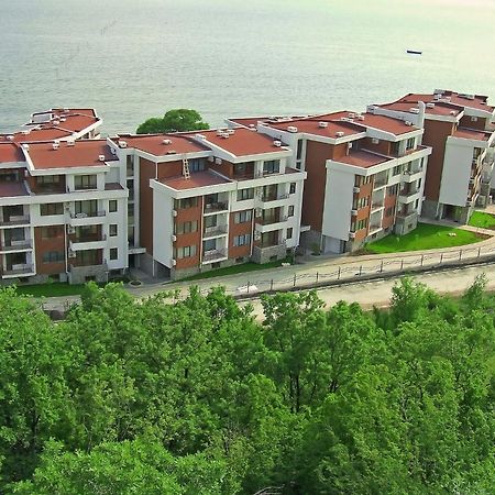Messambria Beach Apartments Sveti Vlas Bagian luar foto
