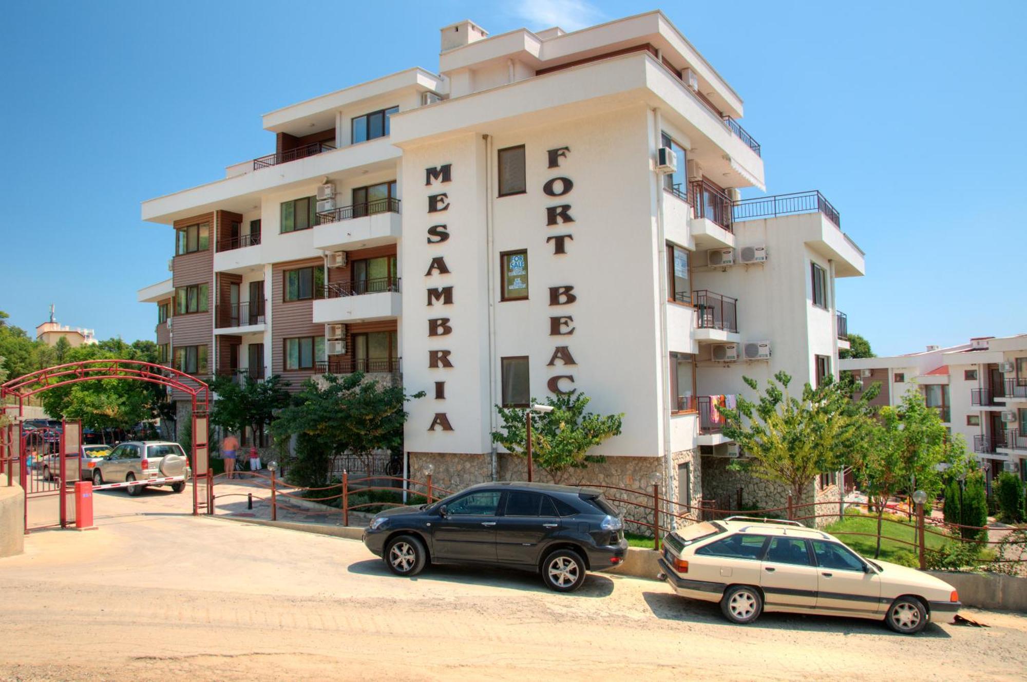 Messambria Beach Apartments Sveti Vlas Bagian luar foto